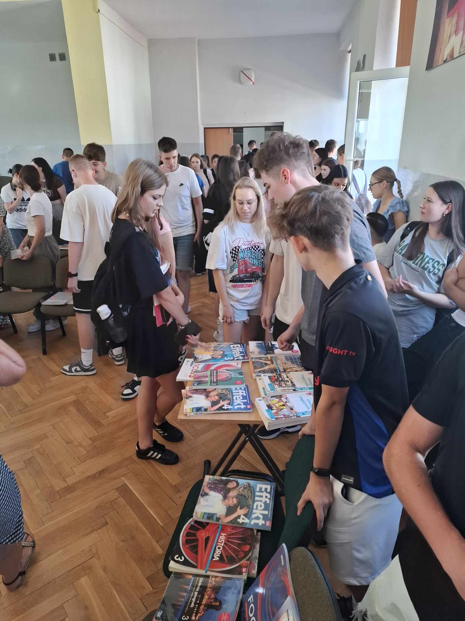 Messenger creation E1C8C8F0 D600 45DC 8130 6CFF3C99E56A